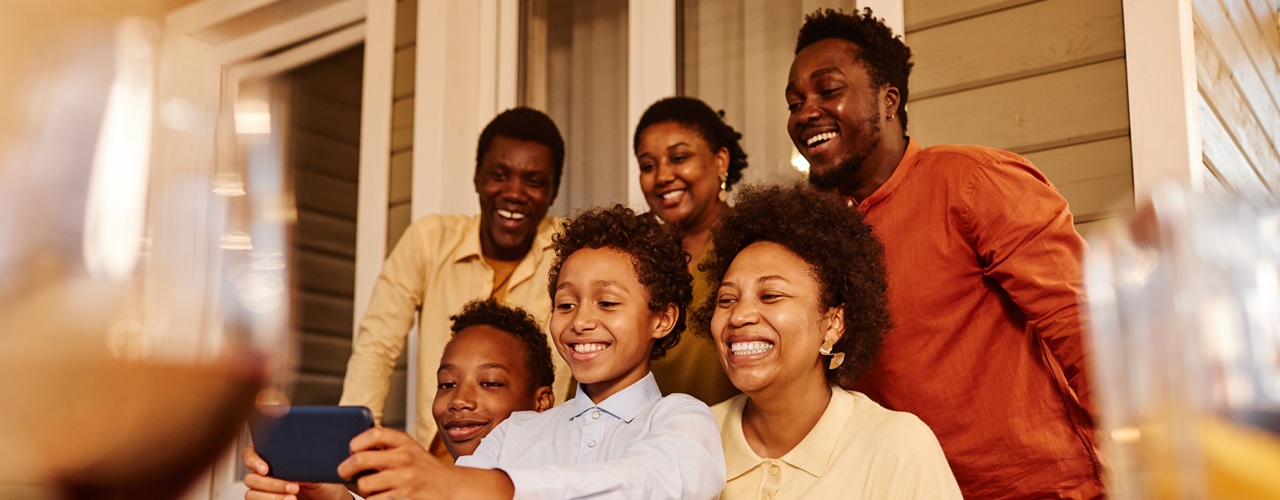 Managing Expectations: How to Avoid Holiday Stress by Setting Realistic Goals